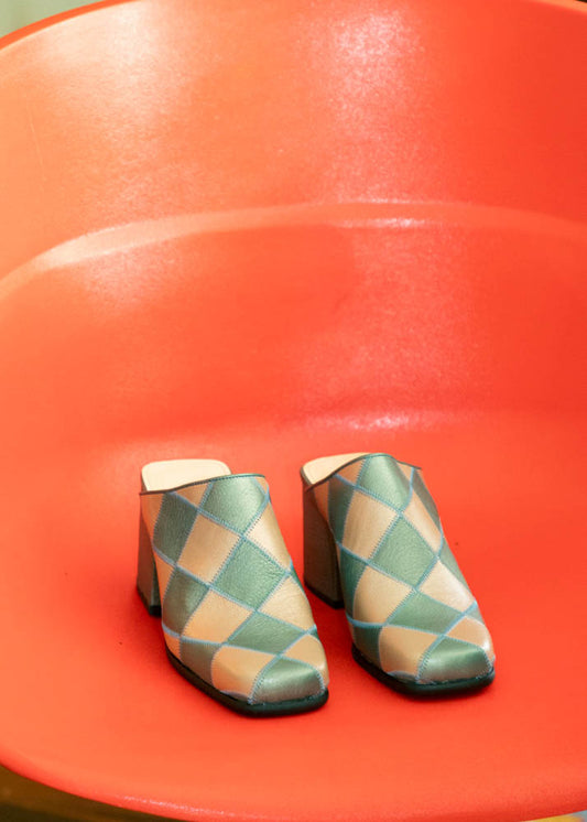 Simone Checker (Pre-order 14 days)